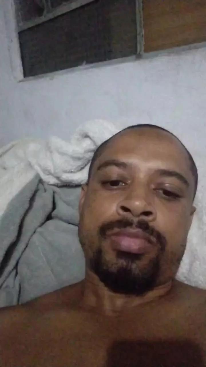 pretinho3208 on Cam4 