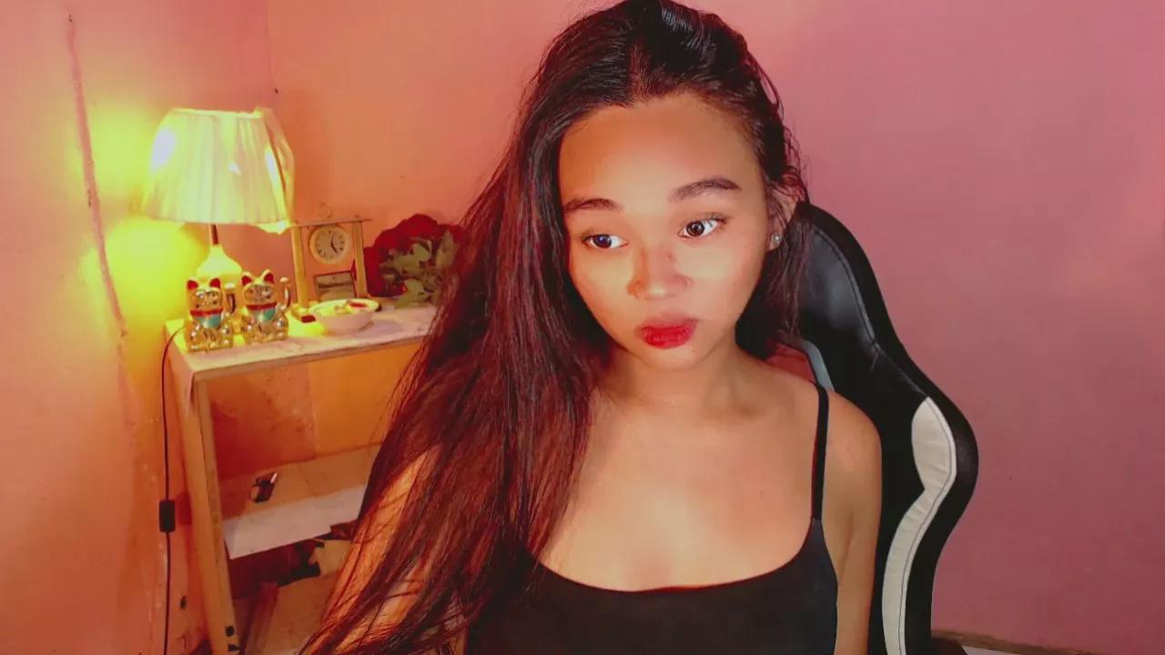 prttychristine on Cam4 