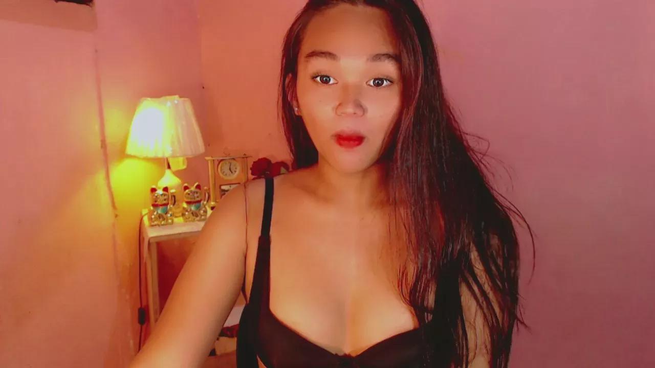 prttychristine on Cam4 