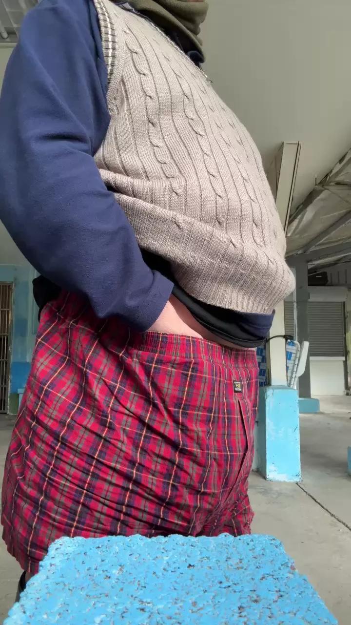 qq5503 on Cam4 