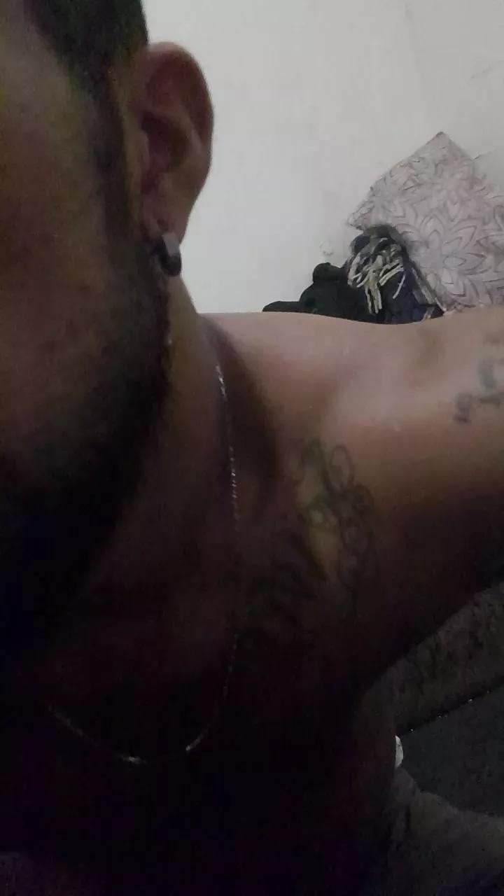 ralph2k22 on Cam4 