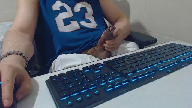 RAPAZ85632 on Cam4 