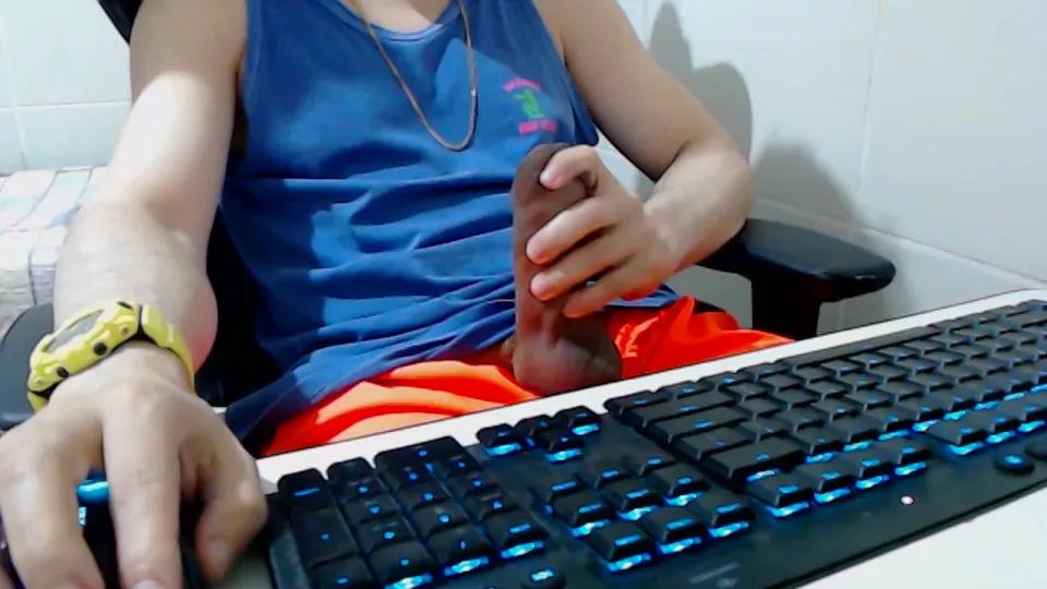 RAPAZ85632 on Cam4 