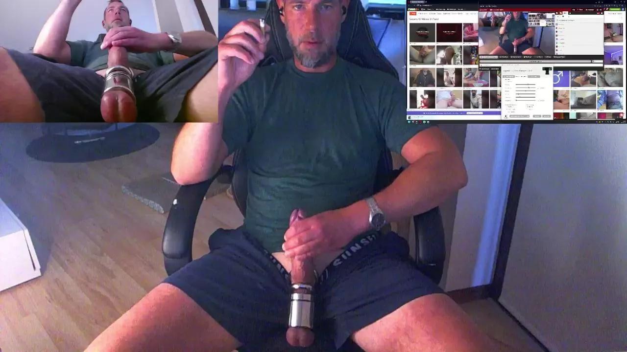 Reeper84 on Cam4 
