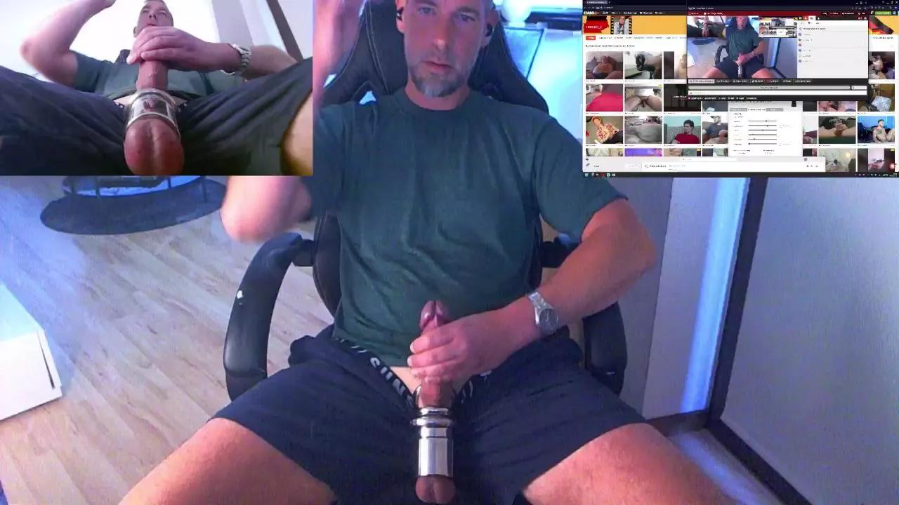 Reeper84 on Cam4 