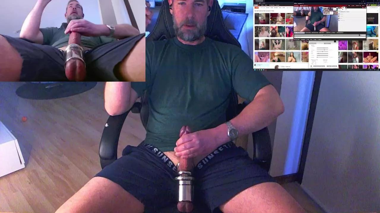 Reeper84 on Cam4 