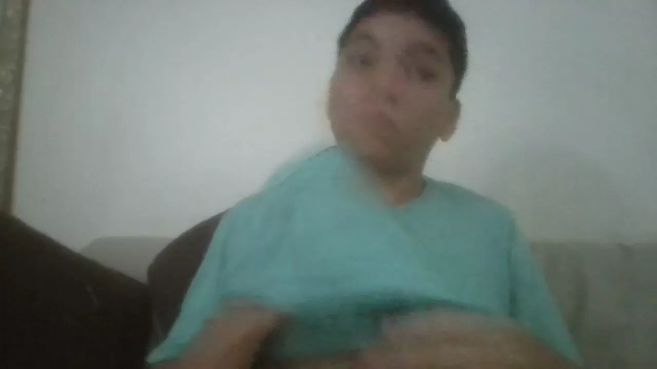 Offline rlk85 on Cam4