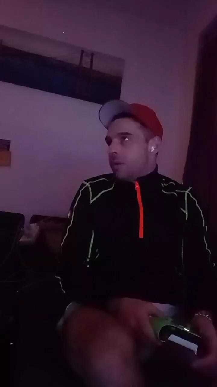 rmueller6439 on Cam4 