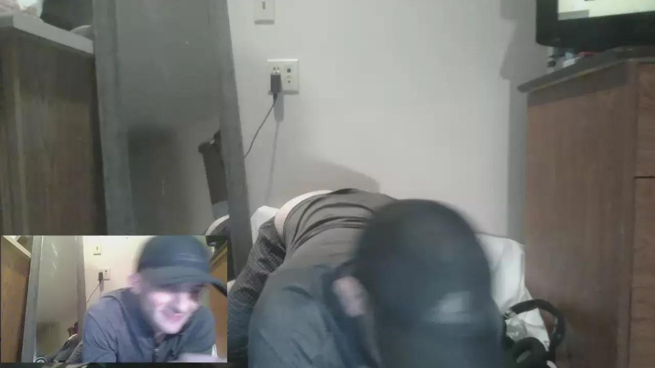 Rock21dan on Cam4 