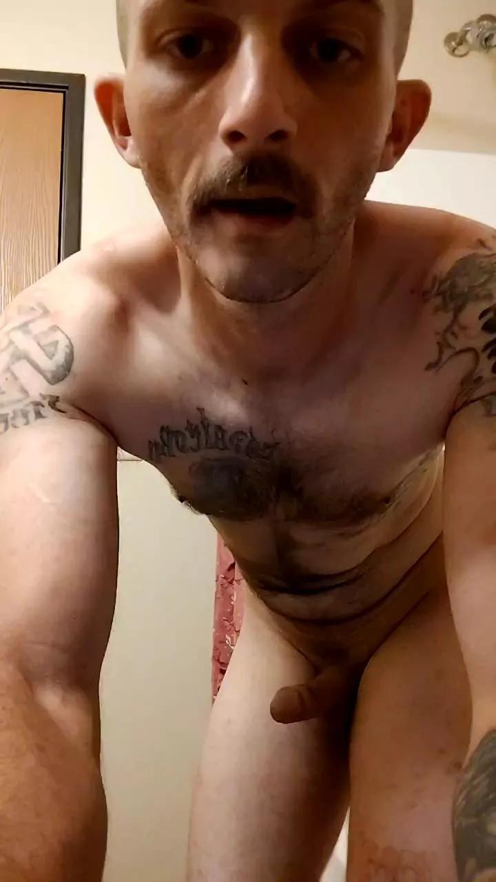 Rock21dan on Cam4 