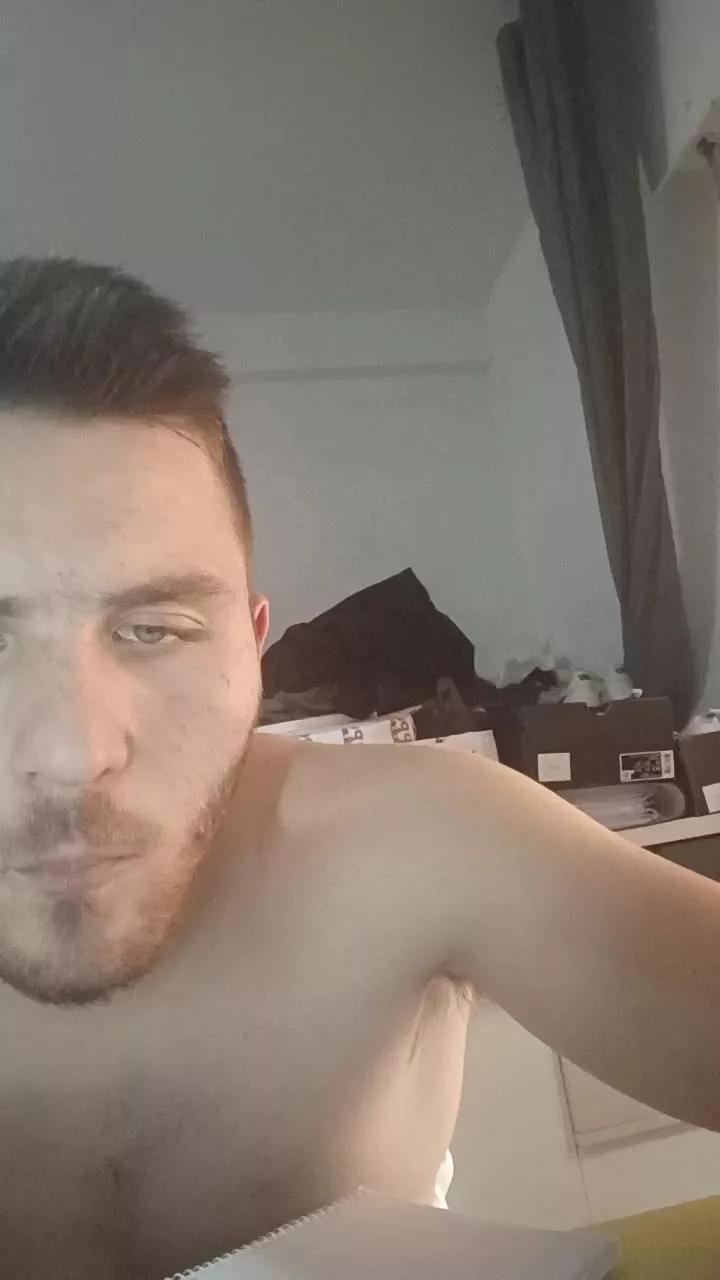 rompecalzoncil2 on Cam4 