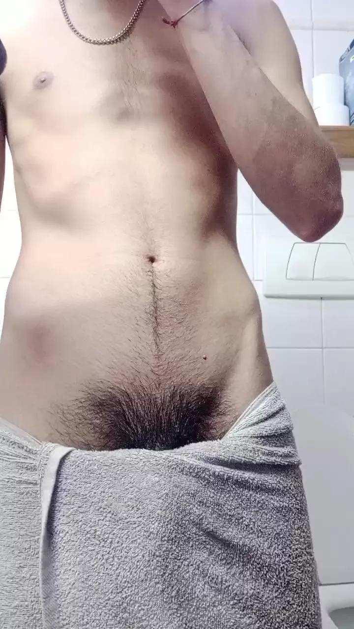 Ronnyyt on Cam4 