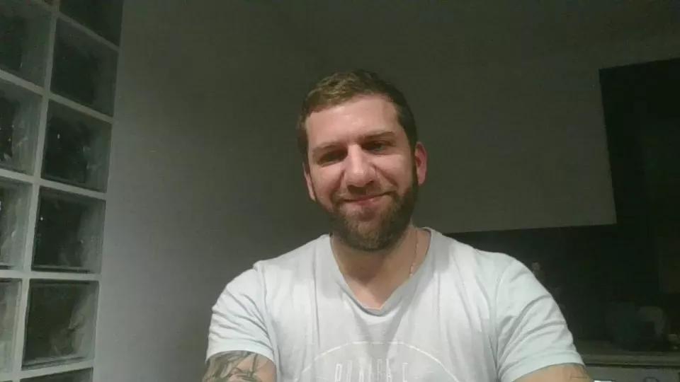 SantiBanton_ on Cam4 