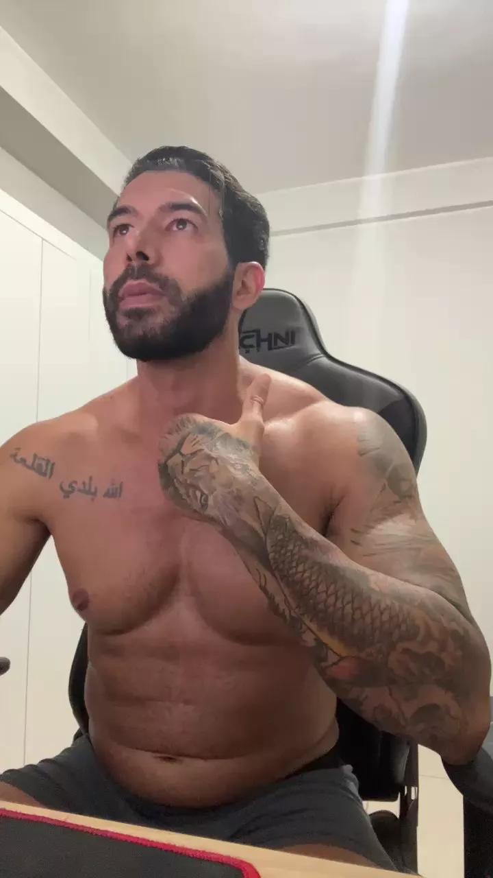 Saradoalto23 on Cam4