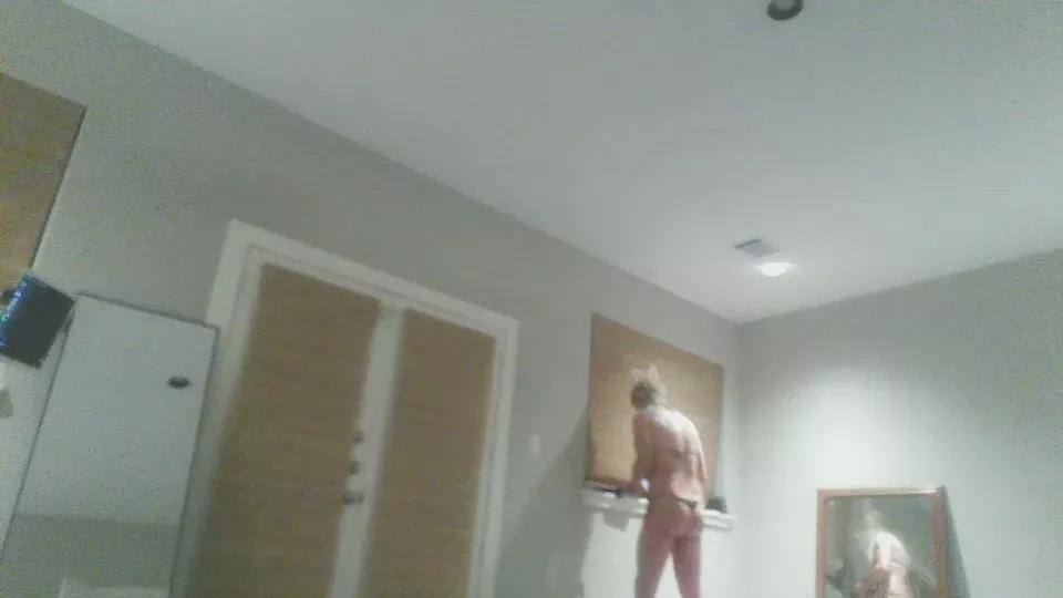 SissyTrixiee on Cam4 
