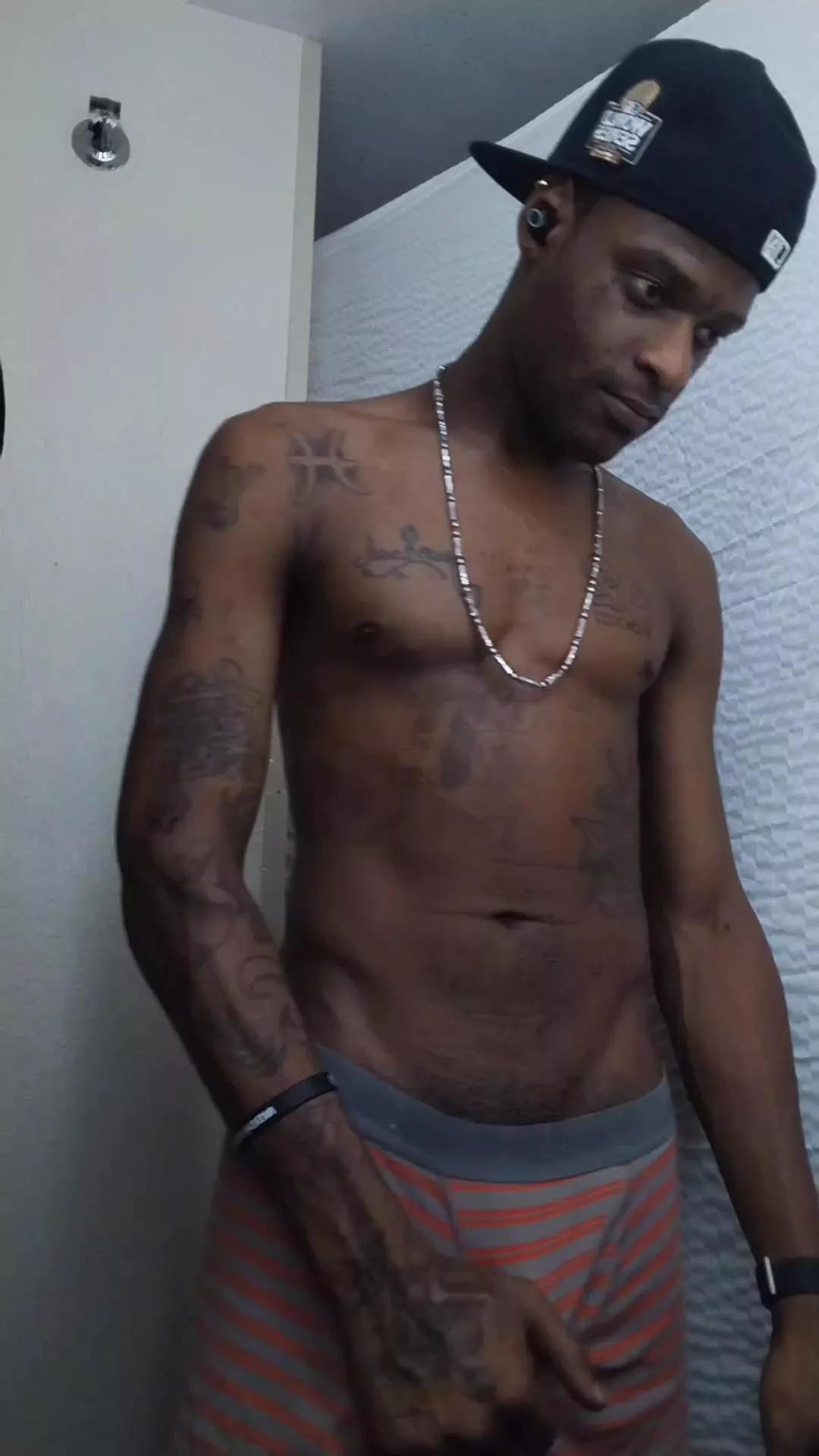 SlimHungbbc on Cam4 