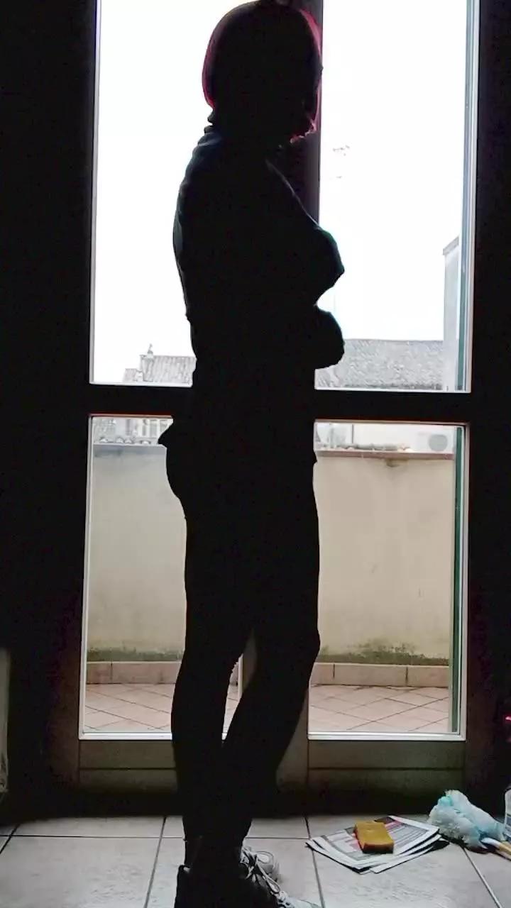 TaraTrav33 on Cam4 