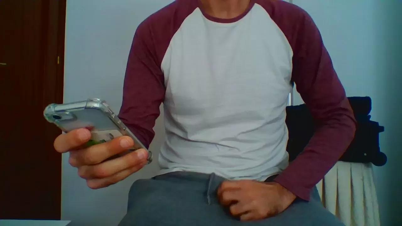 teseo2 on Cam4 