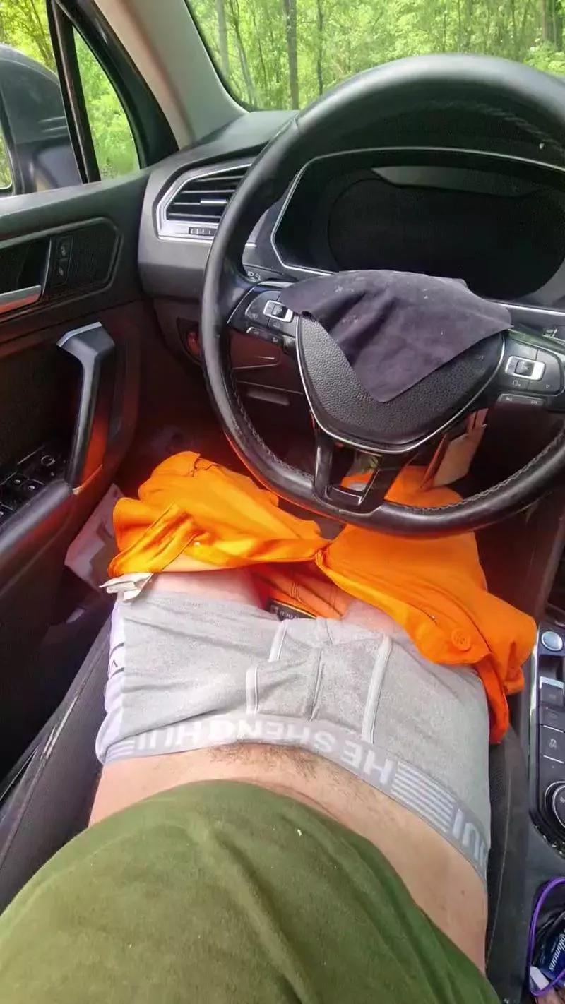 TheLastBebos on Cam4 
