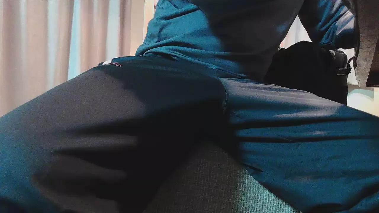 thethefin on Cam4 