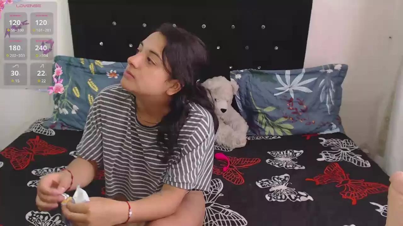 TinaNCharlie on Cam4 