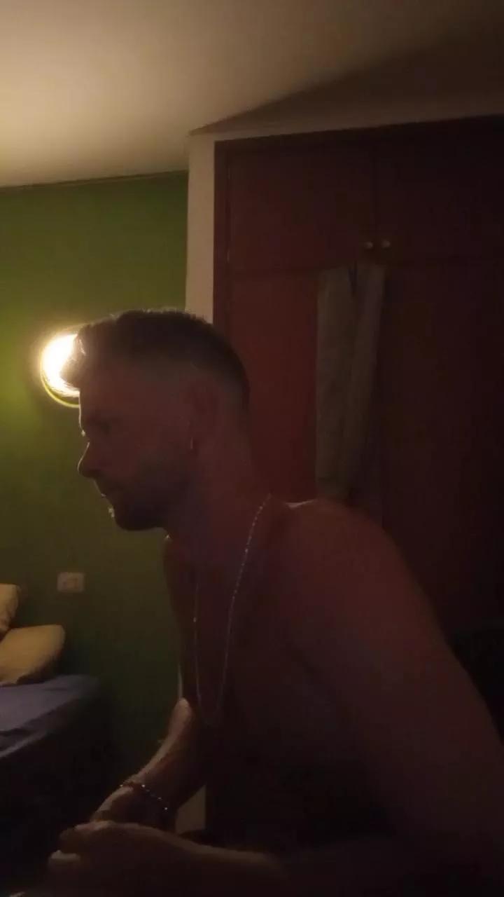 Tugolfo on Cam4 