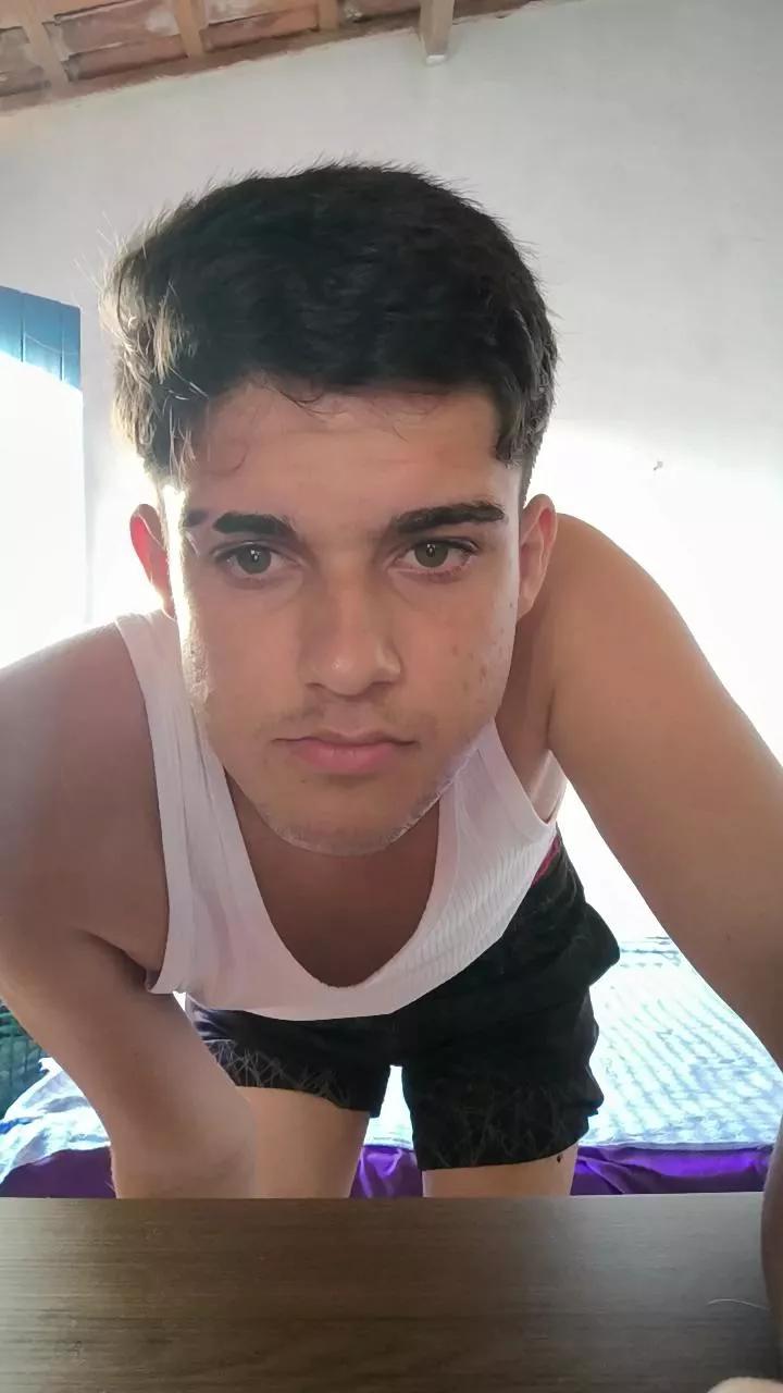 Van_aquino on Cam4 