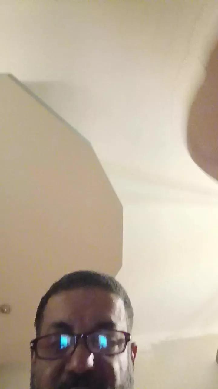 VERY_FRA on Cam4 