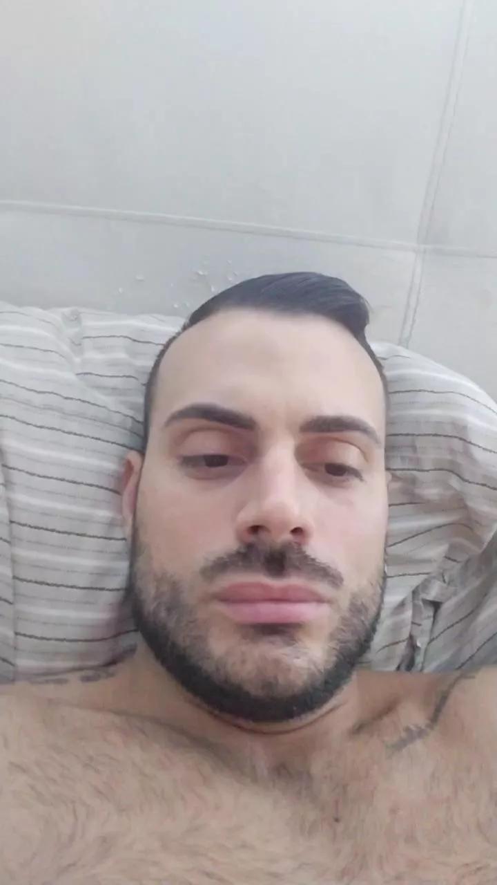 Viki84 on Cam4 