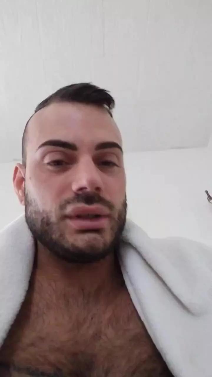 Viki84 on Cam4 
