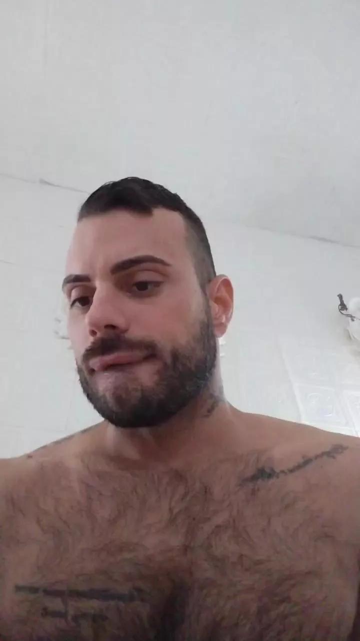 Viki84 on Cam4 