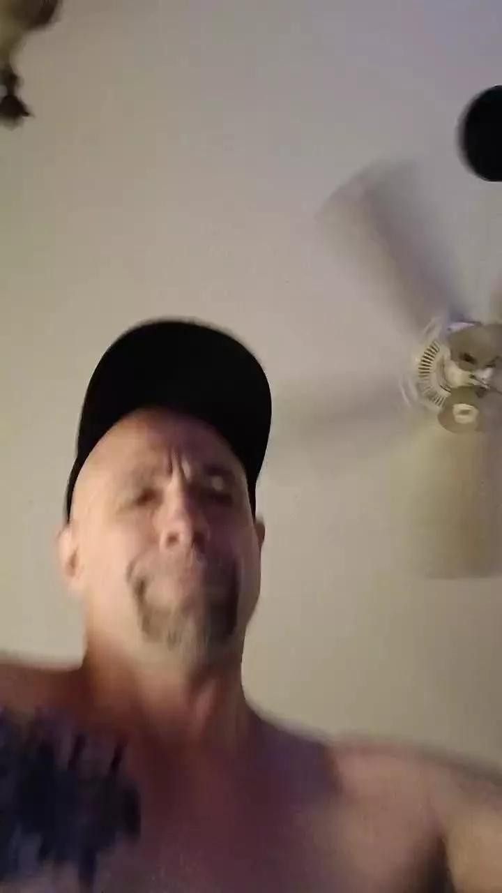 wideopenoutofc3 on Cam4 