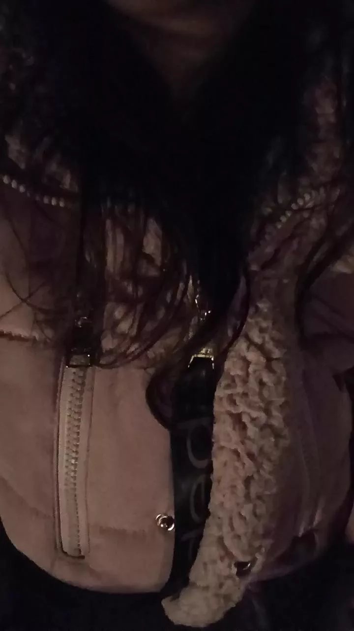 Offline WonderYasmine on Cam4