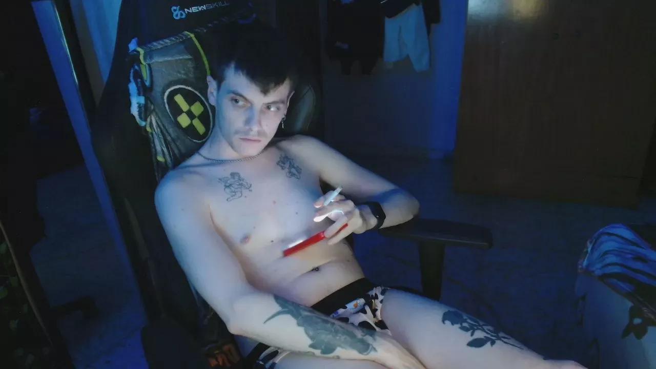 XhrisLust on Cam4 