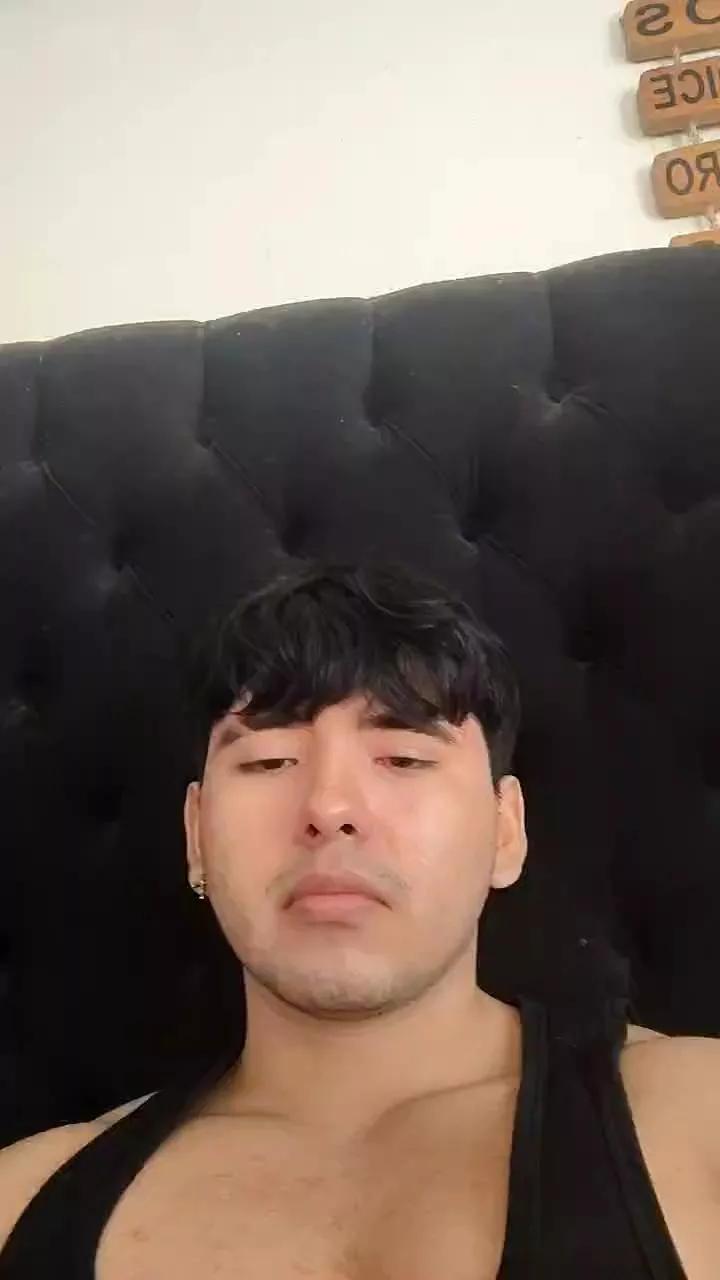 XxLEGACY_Poring on Cam4 