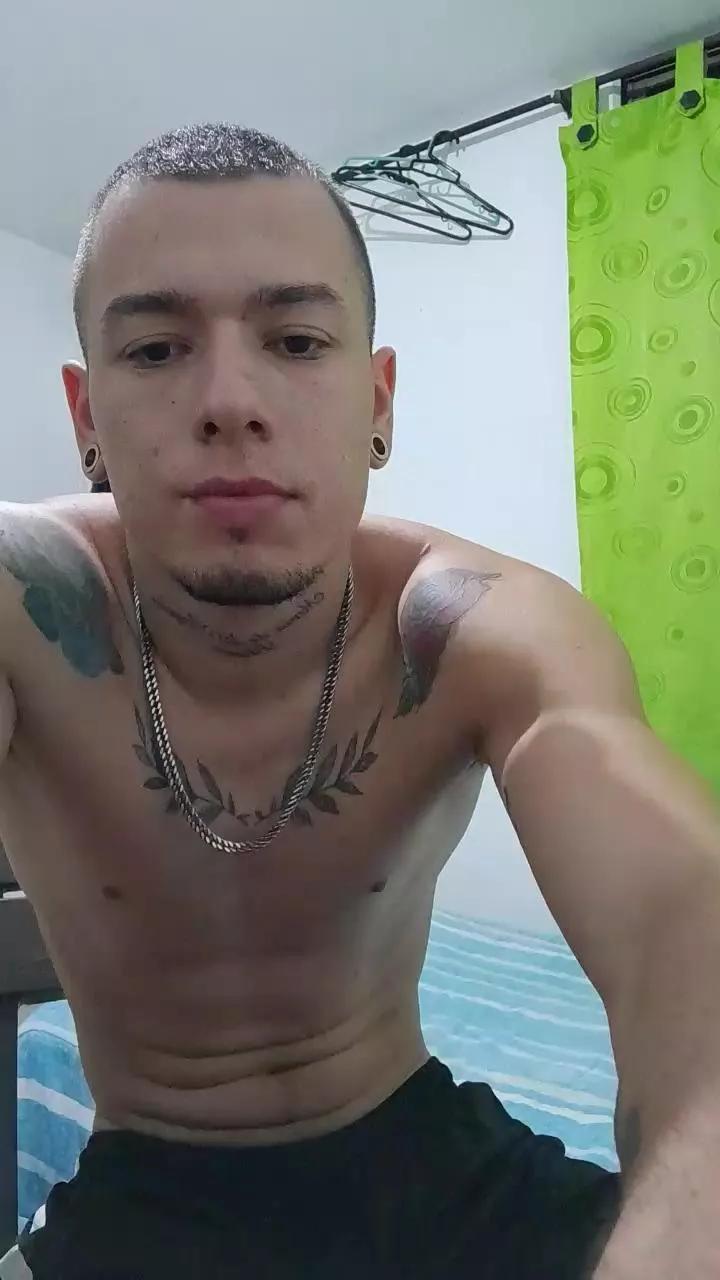 YeisonStev on Cam4 