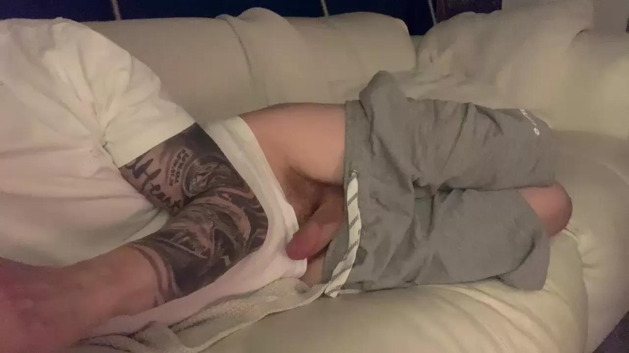 young_slut on Cam4 