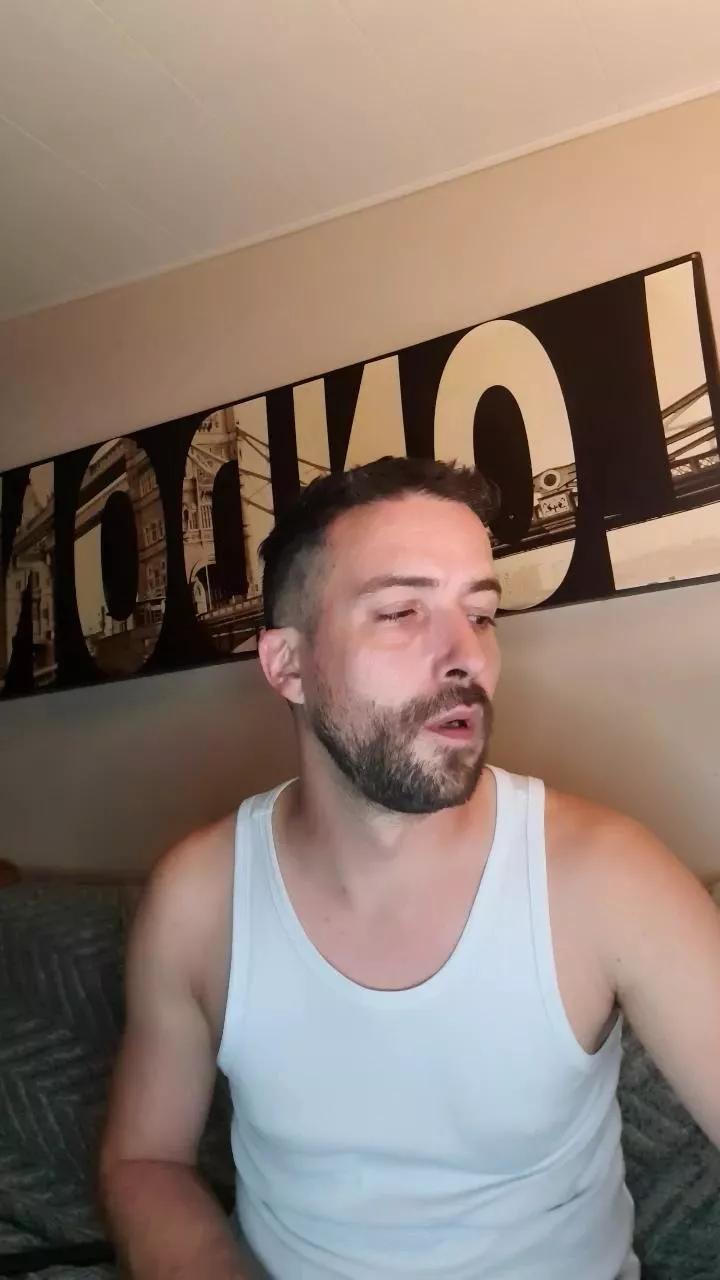 zimbafree on Cam4 