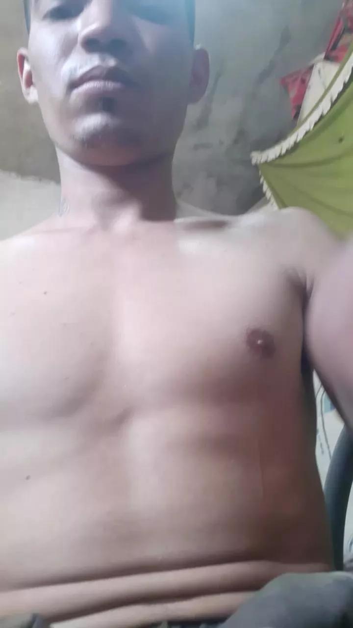 zzoltero on Cam4 