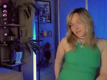 5_in_one on Chaturbate