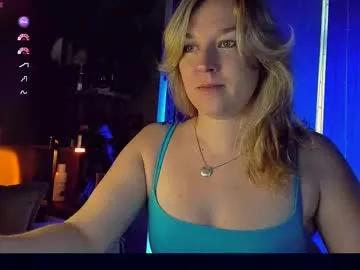 5_in_one on Chaturbate