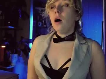 5_in_one on Chaturbate