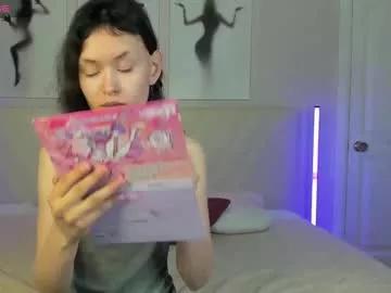 _emily__strike_ on Chaturbate