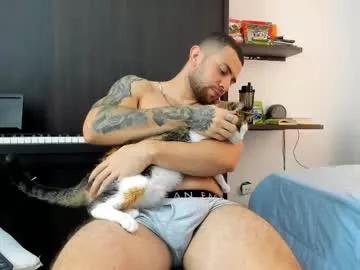 Freechat _logan_s on Chaturbate