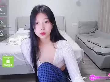 Freechat _smileflower_ on Chaturbate