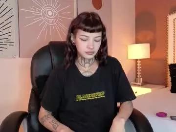 Freechat aa_lunit on Chaturbate