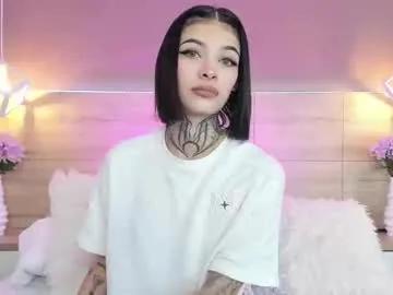 Freechat aa_lunit on Chaturbate