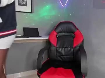 Freechat adamart7 on Chaturbate