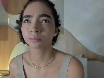 Freechat adelineevanss on Chaturbate