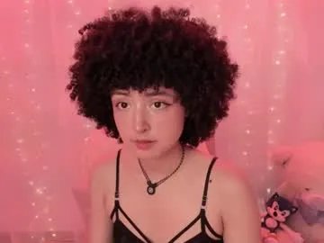 alice_wiinter on Chaturbate